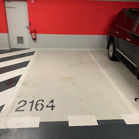 Lia Apartman - Private Parking Братислава Екстериор снимка